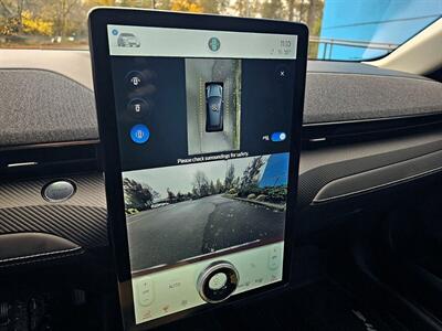 2021 Ford Mustang Mach-E Premium AWD   - Photo 18 - Eugene, OR 97403