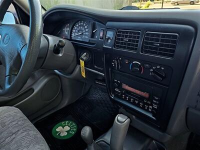 2004 Toyota Tacoma 4WD Standard Cab   - Photo 19 - Eugene, OR 97403