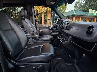 2022 Mercedes-Benz Sprinter 3500   - Photo 16 - Eugene, OR 97403