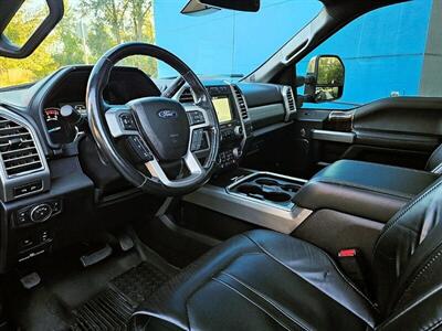 2017 Ford F-350 Super Duty Platinum Diesel 4WD Short Bed   - Photo 26 - Eugene, OR 97403