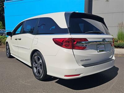 2019 Honda Odyssey Touring Van   - Photo 4 - Eugene, OR 97403