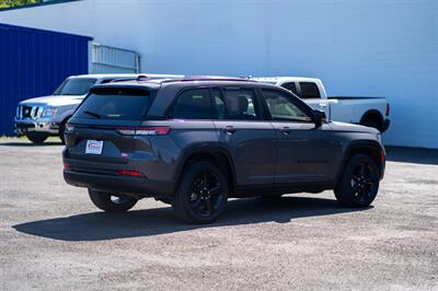 2023 Jeep Grand Cherokee Altitude   - Photo 36 - Eugene, OR 97403