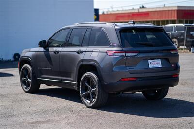 2023 Jeep Grand Cherokee Altitude   - Photo 39 - Eugene, OR 97403