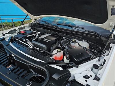 2023 Cadillac Escalade ESV Sport Platinum Diesel 4WD/AWD   - Photo 13 - Eugene, OR 97403
