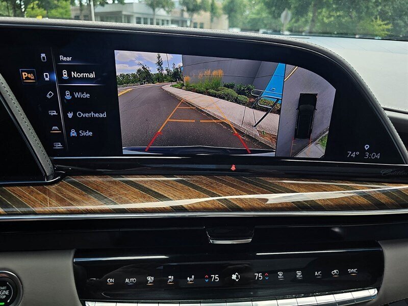 2023 Cadillac Escalade ESV Sport Platinum photo 16