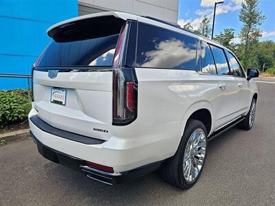 2023 Cadillac Escalade ESV Sport Platinum Diesel 4WD/AWD   - Photo 7 - Eugene, OR 97403
