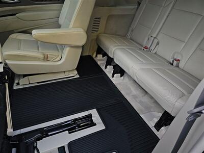 2023 Cadillac Escalade ESV Sport Platinum Diesel 4WD/AWD   - Photo 31 - Eugene, OR 97403