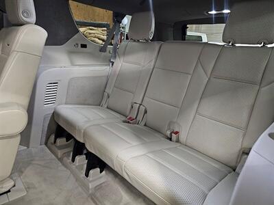 2023 Cadillac Escalade ESV Sport Platinum Diesel 4WD/AWD   - Photo 10 - Eugene, OR 97403