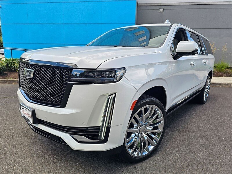 2023 Cadillac Escalade ESV Sport Platinum Diesel 4WD/AWD  