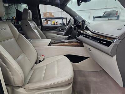 2023 Cadillac Escalade ESV Sport Platinum Diesel 4WD/AWD   - Photo 3 - Eugene, OR 97403