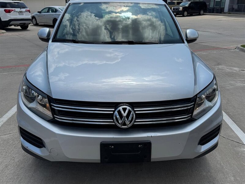 2017 Volkswagen Tiguan 2.0T Wolfsburg Edition  