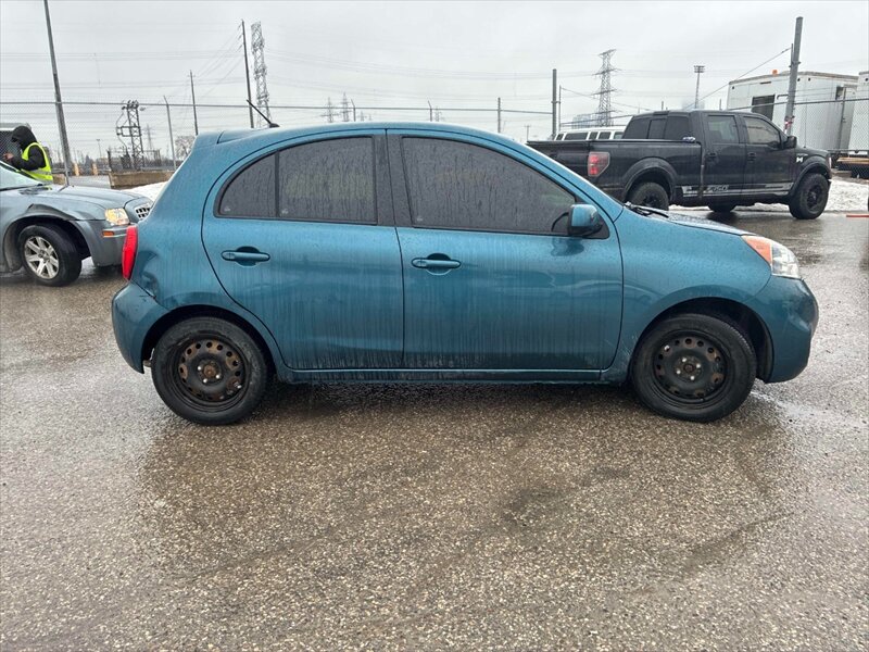 2015 Nissan Micra S   - Photo 1 - Kingston, ON K7L 4V3
