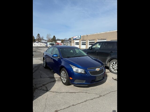 2012 Chevrolet Cruze LT   - Photo 1 - Kingston, ON K7L 4V3