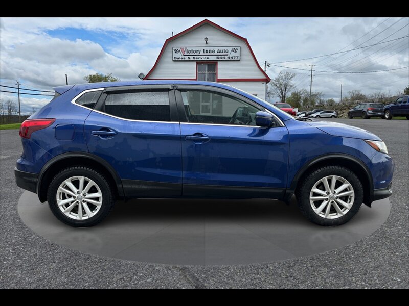 2018 Nissan Rogue Sport SV  LOW KM, ALL WHEEL DRIVE