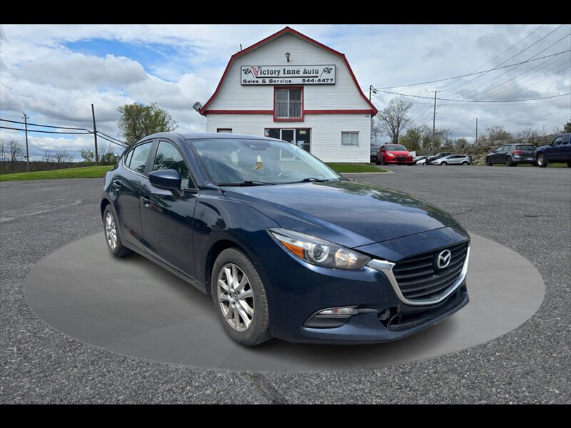 2018 Mazda MAZDA3 Sport GS  