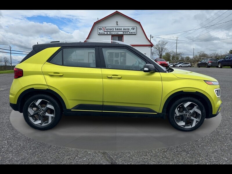 2020 Hyundai VENUE Trend  