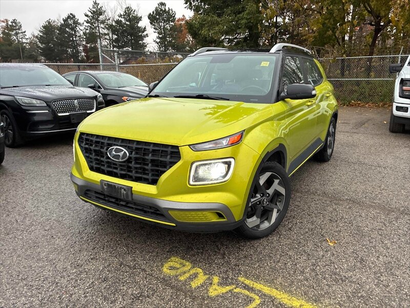 2020 Hyundai VENUE Trend   - Photo 1 - Kingston, ON K7L 4V3