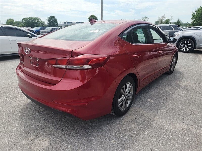 2017 Hyundai ELANTRA GL  