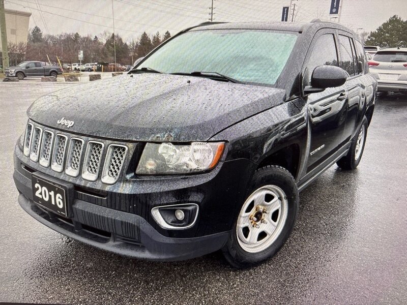 2016 Jeep Compass High Altitude  4X4 - Photo 1 - Kingston, ON K7L 4V3