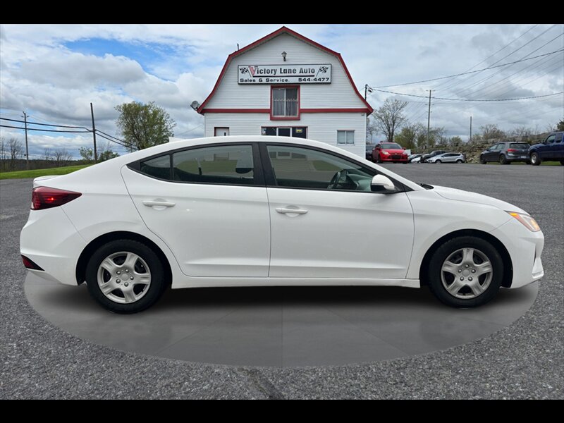 2020 Hyundai ELANTRA Preferred  LOW KM, CARPLAY/ANDROID AUTO