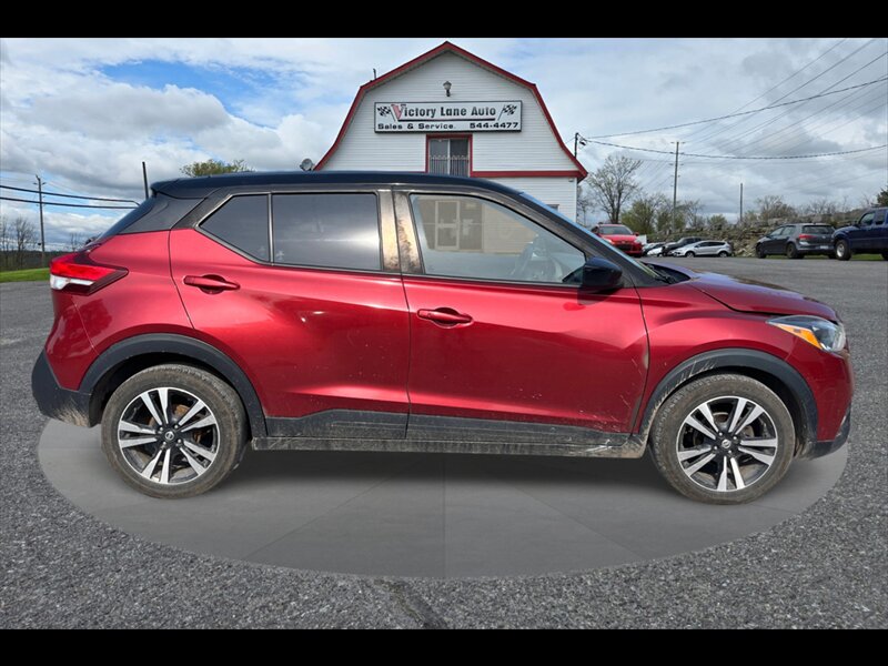 2018 Nissan Kicks SV  