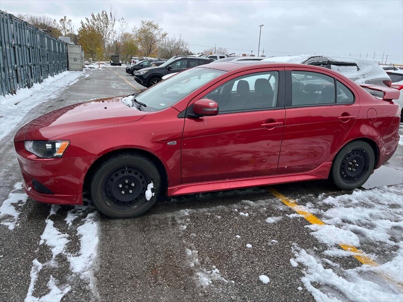 2015 Mitsubishi Lancer SE  