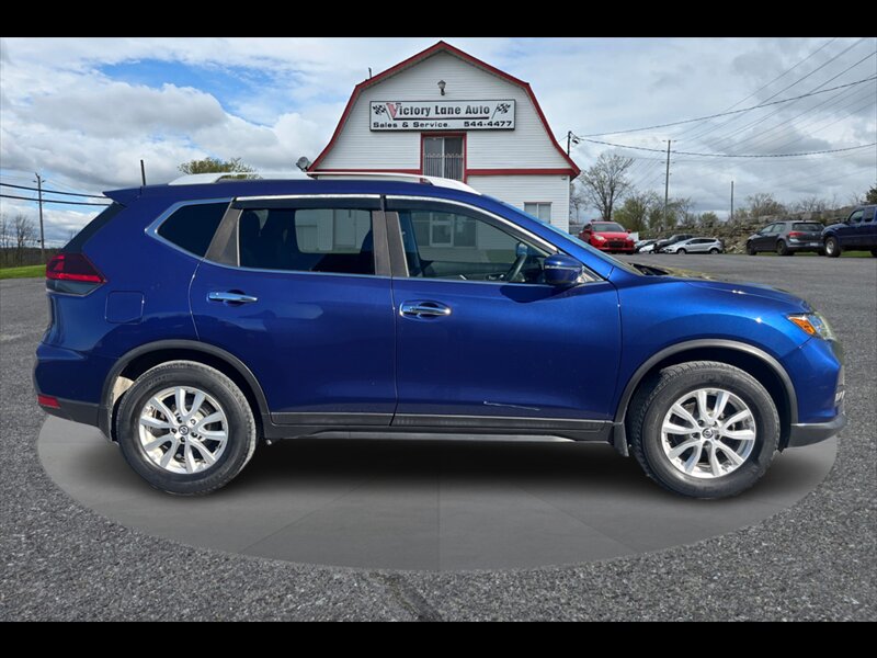 2019 Nissan Rogue SV Premium AWD  NEW TIRES/BRAKES
