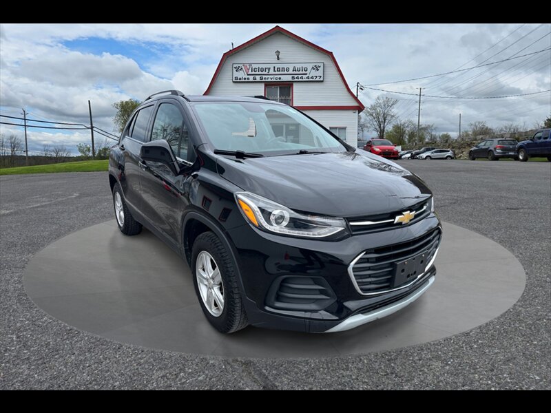 2020 Chevrolet Trax LT  2LT, SUNROOF, ALL WHEEL DRIVE!