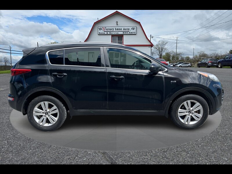 2017 Kia Sportage LX  LOW KM! ALL WHEEL DRIVE!