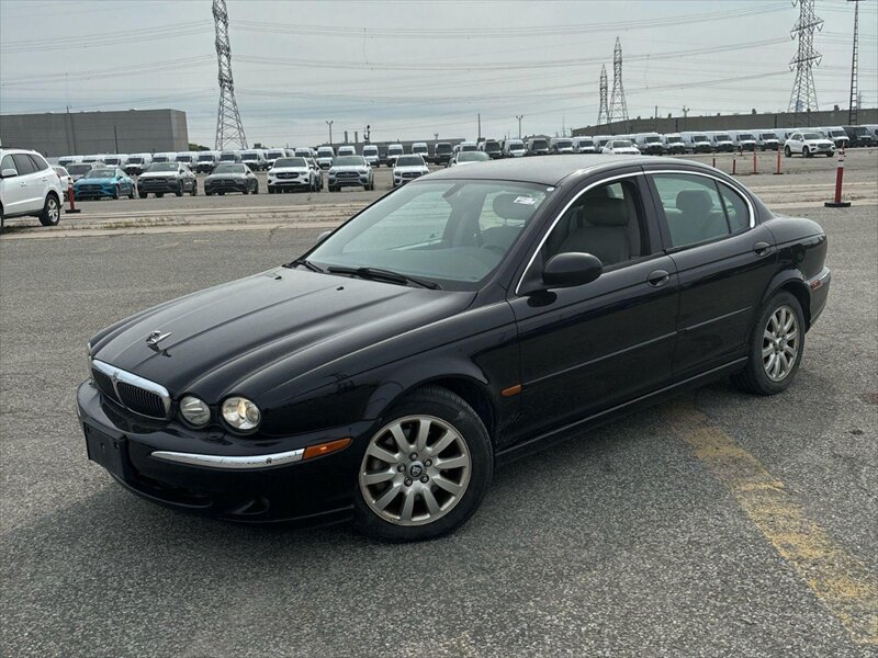 2003 Jaguar X-Type - Photo 1 - Kingston, ON K7L 4V3