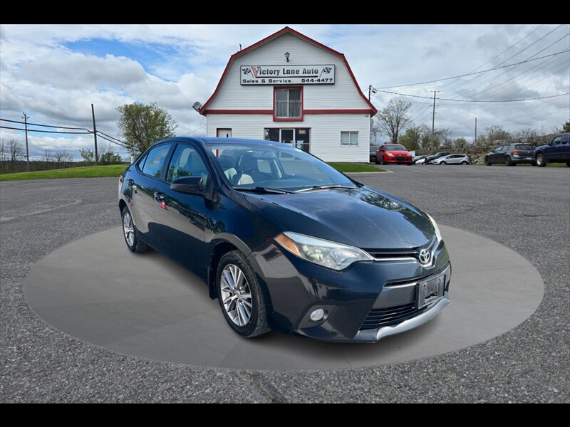 2015 Toyota Corolla SE  