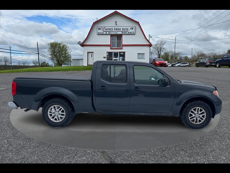 2014 Nissan Frontier SV  4X4