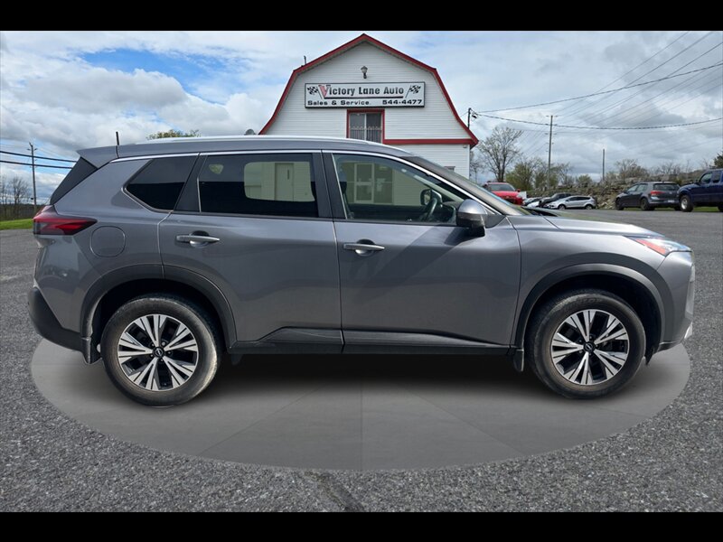 2023 Nissan Rogue SV Moonroof  
