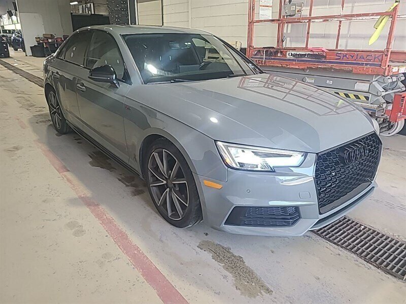 2018 Audi A4 2.0 TFSI quattro Progressive with S Line AWD  