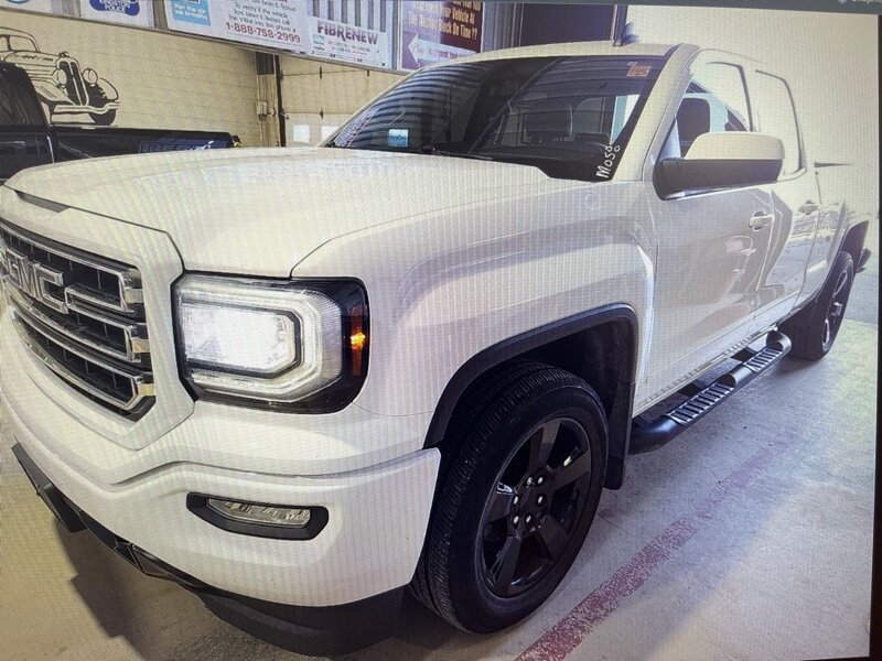 2019 GMC Sierra 1500 Limited   - Photo 1 - Kingston, ON K7L 4V3