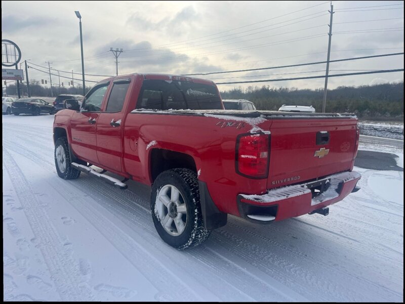 2018 Chevrolet Silverado 1500 Custom  