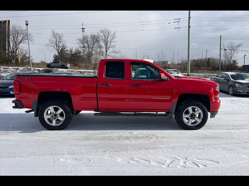 2018 Chevrolet Silverado 1500 Custom  
