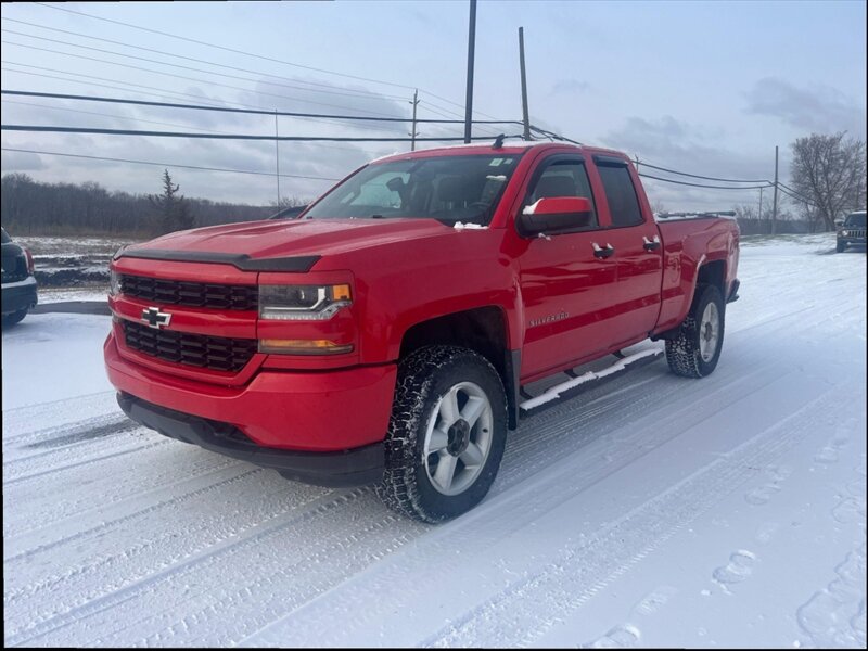 2018 Chevrolet Silverado 1500 Custom  