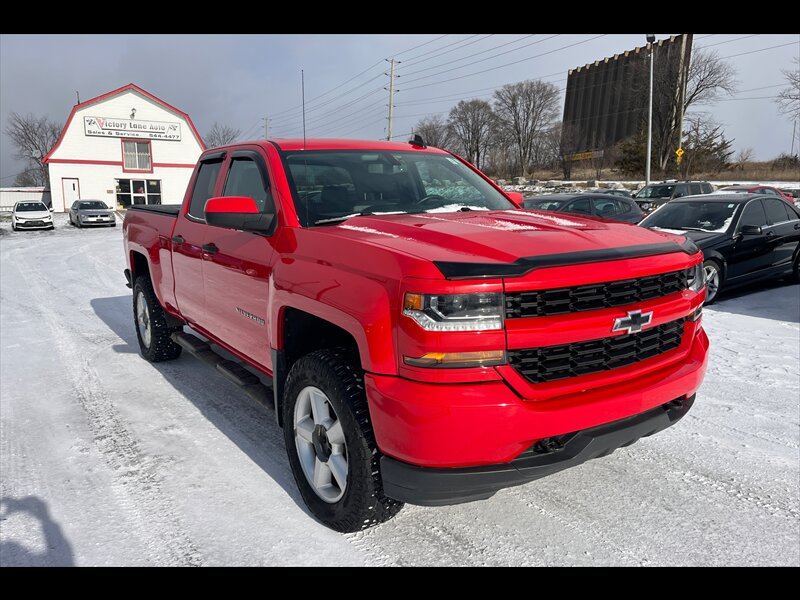 2018 Chevrolet Silverado 1500 Custom  