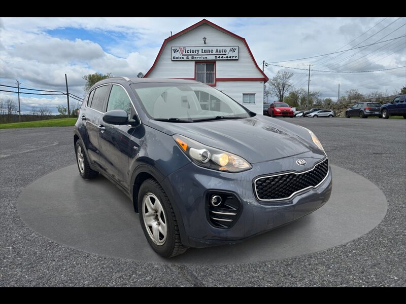 2018 Kia Sportage LX  LOW KM, ALL WHEEL DRIVE!
