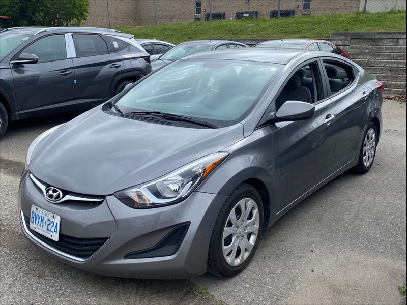 2014 Hyundai Elantra GLS - Photo 1 - Kingston, ON K7L 4V3