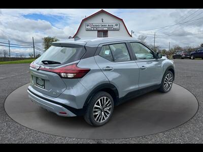 2021 Nissan Kicks SV  