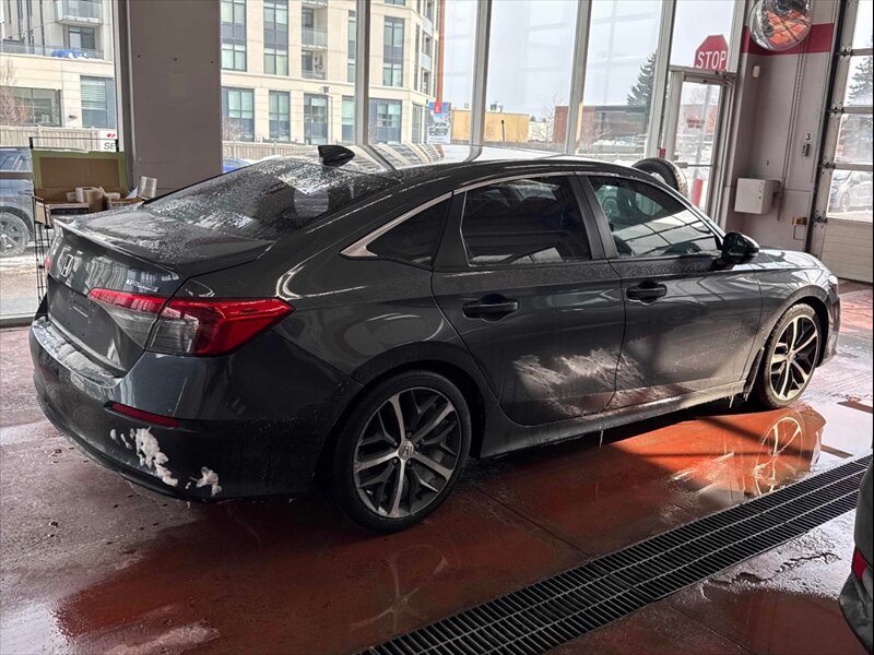 2022 Honda Civic Touring  