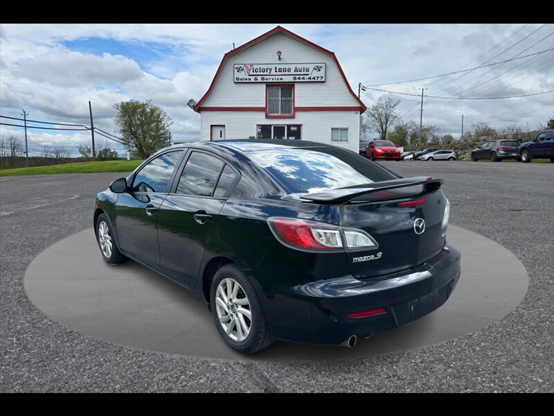 2013 Mazda Mazda3 i Touring  