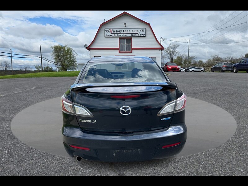 2013 Mazda Mazda3 i Touring  