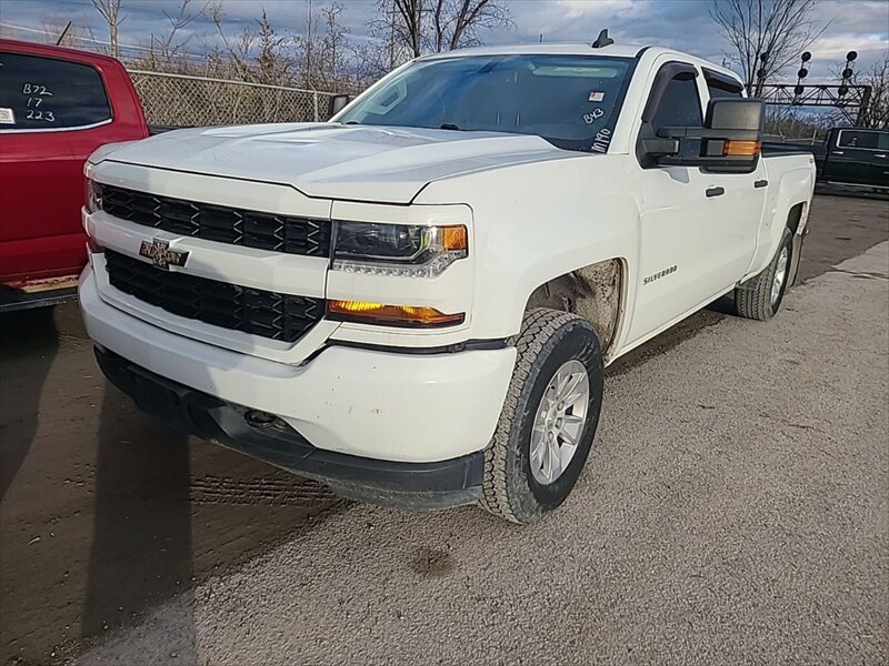2018 Chevrolet Silverado 1500 Custom  