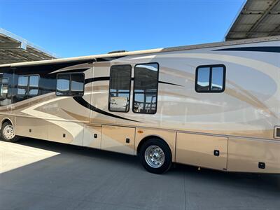 2008 Fleetwood Discovery 40x   - Photo 14 - Madera, CA 93636