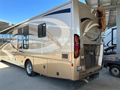 2008 Fleetwood Discovery 40x   - Photo 10 - Madera, CA 93636