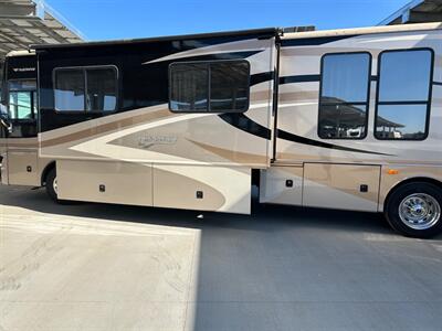 2008 Fleetwood Discovery 40x   - Photo 23 - Madera, CA 93636