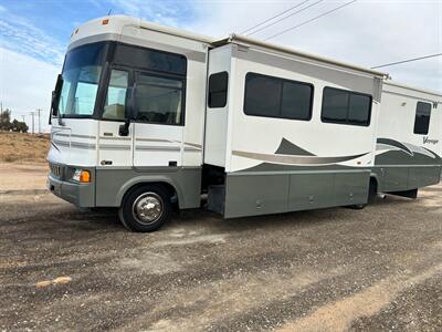 2005 Winnebago Voyage 35D  SUPER CLEAN-LOW MILES - Photo 19 - Madera, CA 93636